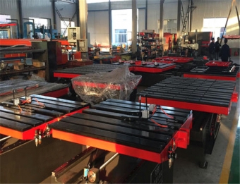 Led字沖孔機(jī)